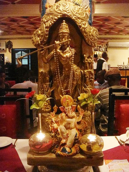 Delhi Darbar - Restaurant Authentique Indien